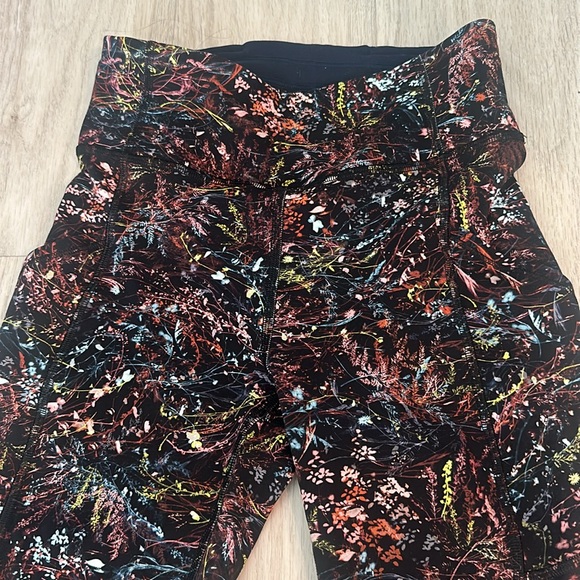 Lululemon Leggings - Invigorate High Rise-Foliage Overlay Multi - Picture 7 of 12